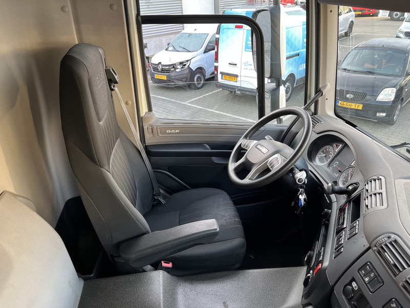 DAF CF 260 FA / 18 Ton / 204 dkm / Box 7.5 mtr / Laadklep / APK 05-25 - Camião furgão: foto 3 DAF CF 260 FA / 18 Ton / 204 dkm / Box 7.5 mtr / Laadklep / APK 05-25 - Camião furgão: foto 3