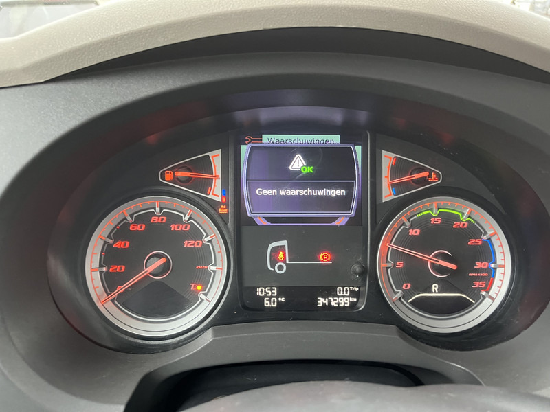 DAF LF 180 FA Euro 6 / 12 Ton / 347 dkm / Box / LBW - Camião furgão: foto 4 DAF LF 180 FA Euro 6 / 12 Ton / 347 dkm / Box / LBW - Camião furgão: foto 4