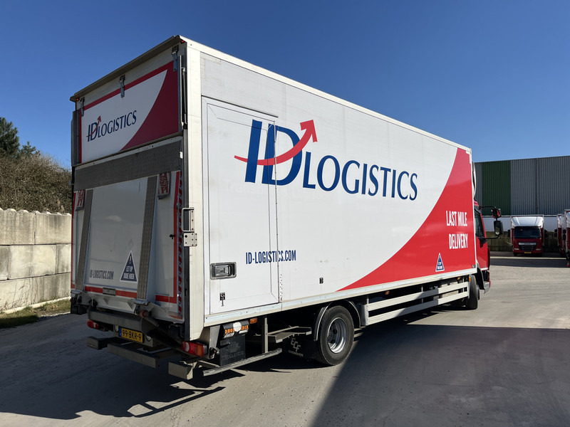 DAF LF 210 FA / 12 Ton / 376 dkm / Box / Laadklep / NL truck - Camião furgão: foto 2 DAF LF 210 FA / 12 Ton / 376 dkm / Box / Laadklep / NL truck - Camião furgão: foto 2