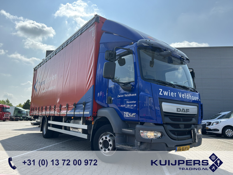 DAF LF 210 FA / 361 dkm / Curtainside / Loadlift / NL Truck - Camião de lona: foto 1 DAF LF 210 FA / 361 dkm / Curtainside / Loadlift / NL Truck - Camião de lona: foto 1