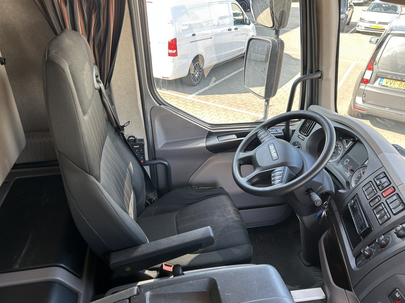 DAF LF 320 FA / Effer 175.2/c3s Crane / 363 dkm / Plateau / APK TUV 08-25 - Camião grua: foto 3 DAF LF 320 FA / Effer 175.2/c3s Crane / 363 dkm / Plateau / APK TUV 08-25 - Camião grua: foto 3