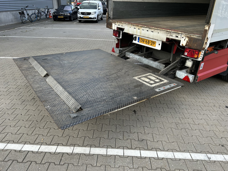 Groenewegen Jumbo / City / Box / Laadklep 2500 kg / APK TUV 11-25 - Semi-reboque furgão: foto 5 Groenewegen Jumbo / City / Box / Laadklep 2500 kg / APK TUV 11-25 - Semi-reboque furgão: foto 5