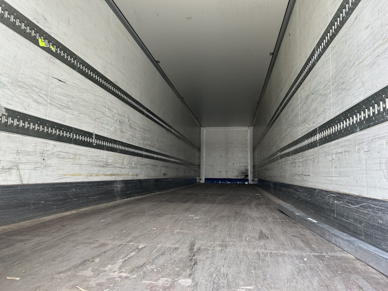 Krone DryLiner / Box / Huckepack / BPW Drum / APK TUV 12-25 - Semi-reboque furgão: foto 3 Krone DryLiner / Box / Huckepack / BPW Drum / APK TUV 12-25 - Semi-reboque furgão: foto 3