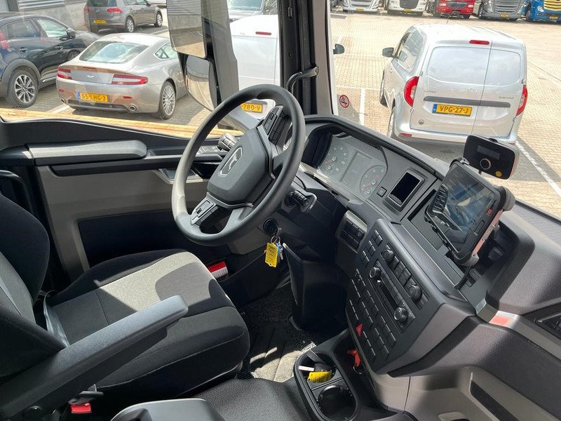 MAN TGM 18.250 / Carrier Koeler -30 gr / Chereau Frigobox / Laadklep / APK 06-26 - Camião frigorífico: foto 3 MAN TGM 18.250 / Carrier Koeler -30 gr / Chereau Frigobox / Laadklep / APK 06-26 - Camião frigorífico: foto 3