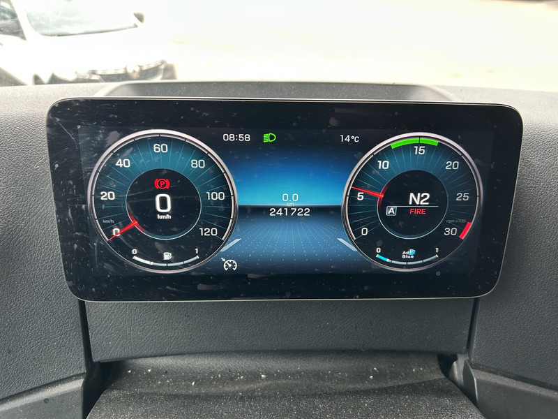 Mercedes-Benz Actros 2124 / Carrier Koeler -30 gr / Cheraeu / Laadklep / APK 01-26 - Camião frigorífico: foto 4 Mercedes-Benz Actros 2124 / Carrier Koeler -30 gr / Cheraeu / Laadklep / APK 01-26 - Camião frigorífico: foto 4