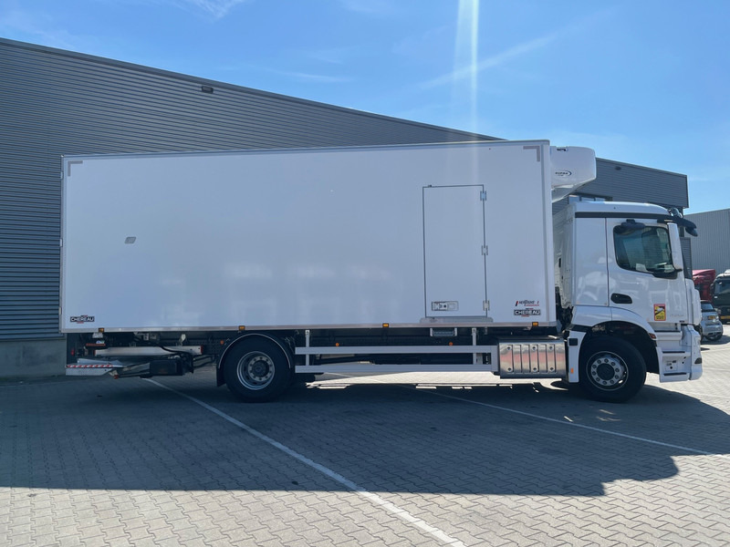 Mercedes-Benz Actros 2124 MULTITEMP / Carrier Koeler / Alleen Te Huur -> 013-7200971 - Camião frigorífico: foto 4 Mercedes-Benz Actros 2124 MULTITEMP / Carrier Koeler / Alleen Te Huur -> 013-7200971 - Camião frigorífico: foto 4