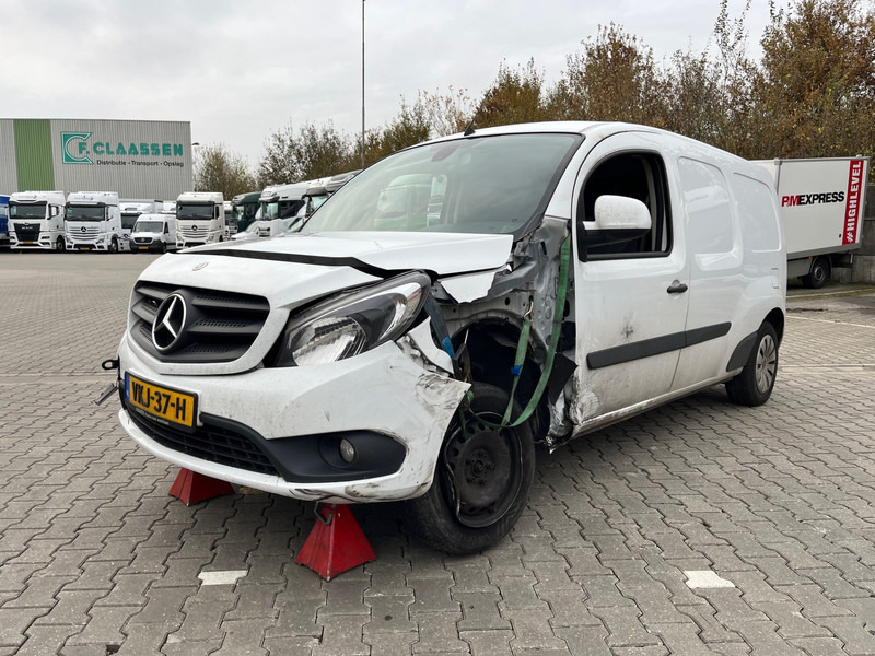 Mercedes-Benz Citan 109 CDI / Extra Lang / UNFALL / DAMAGE - Furgão compacto: foto 3 Mercedes-Benz Citan 109 CDI / Extra Lang / UNFALL / DAMAGE - Furgão compacto: foto 3