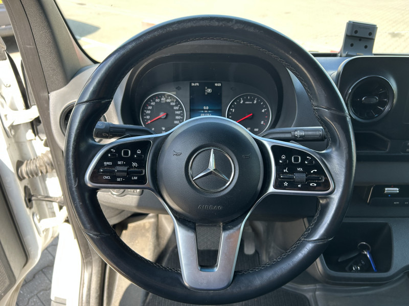 Mercedes-Benz Sprinter 314 2.2 CDI / L4 H2 / Loadlift 650 kg / Navi / APK TUV 01-26 - Furgão: foto 3 Mercedes-Benz Sprinter 314 2.2 CDI / L4 H2 / Loadlift 650 kg / Navi / APK TUV 01-26 - Furgão: foto 3