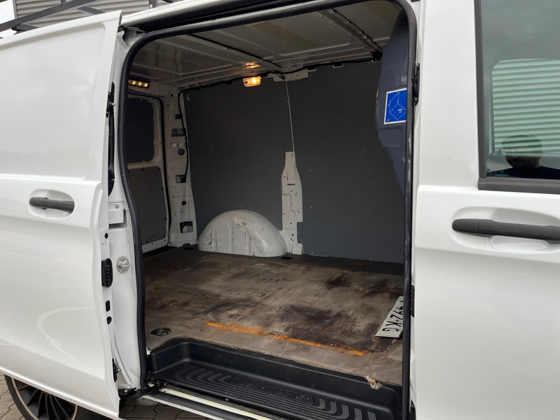 Mercedes-Benz Vito 111 CDI Lang / Business Professional Plus / / Imperial / Towbar - Furgão compacto: foto 4 Mercedes-Benz Vito 111 CDI Lang / Business Professional Plus / / Imperial / Towbar - Furgão compacto: foto 4