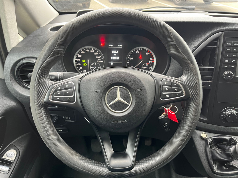 Mercedes-Benz Vito 111 CDI Lang / Business Professional Plus / / Imperial / Towbar - Furgão compacto: foto 5 Mercedes-Benz Vito 111 CDI Lang / Business Professional Plus / / Imperial / Towbar - Furgão compacto: foto 5