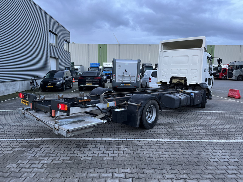 Renault D 250 Euro 6 / Chassis Cabine / 588 dkm / 12 Ton / Full Air / 2x in stock - Camião chassi: foto 2 Renault D 250 Euro 6 / Chassis Cabine / 588 dkm / 12 Ton / Full Air / 2x in stock - Camião chassi: foto 2