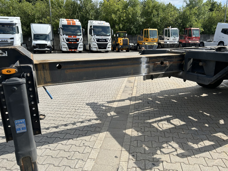 Renders Euro 800 / Container Chassis / 20 - 30 - 40 - 45 ft / SAF / APK TUV 11-25 - Semi-reboque transportador de contêineres/ Caixa móvel: foto 4 Renders Euro 800 / Container Chassis / 20 - 30 - 40 - 45 ft / SAF / APK TUV 11-25 - Semi-reboque transportador de contêineres/ Caixa móvel: foto 4