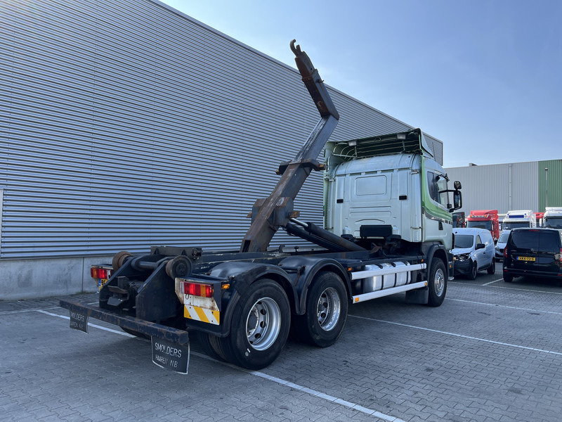 Scania R 144G V8 460 6x2 Boogie / 874 dkm / Blad - Blad / Hook Lift / NL Truck - Camião polibenne: foto 2 Scania R 144G V8 460 6x2 Boogie / 874 dkm / Blad - Blad / Hook Lift / NL Truck - Camião polibenne: foto 2