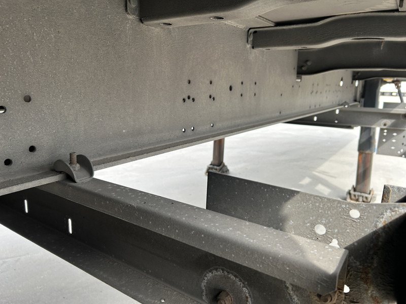 Schmitz Cargobull SCB S3B / Box Trailer / BPW Drum / NL Trailer / APK 10-26 - Semi-reboque furgão: foto 5 Schmitz Cargobull SCB S3B / Box Trailer / BPW Drum / NL Trailer / APK 10-26 - Semi-reboque furgão: foto 5