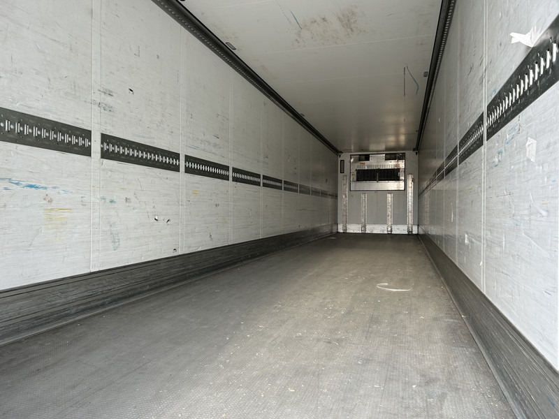 Schmitz Cargobull SCB S3B / Carrier Vector 1950 / Frigo Box / Loadlift / APK TUV 03-26 - Semi-reboque frigorífico: foto 3 Schmitz Cargobull SCB S3B / Carrier Vector 1950 / Frigo Box / Loadlift / APK TUV 03-26 - Semi-reboque frigorífico: foto 3