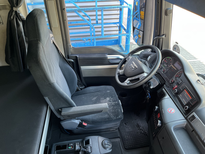 MAN TGX 18.440 XXL / 684 dkm / 2 Tanks / Stand klima / NL truck - Tractor: foto 3 MAN TGX 18.440 XXL / 684 dkm / 2 Tanks / Stand klima / NL truck - Tractor: foto 3