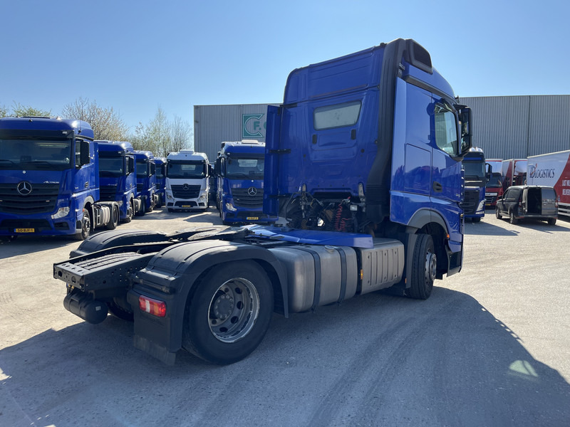 Mercedes-Benz Actros 1842 Streamspace / 937 dkm / 2 Tanks / NL Truck / 8x in stock - Tractor: foto 2 Mercedes-Benz Actros 1842 Streamspace / 937 dkm / 2 Tanks / NL Truck / 8x in stock - Tractor: foto 2