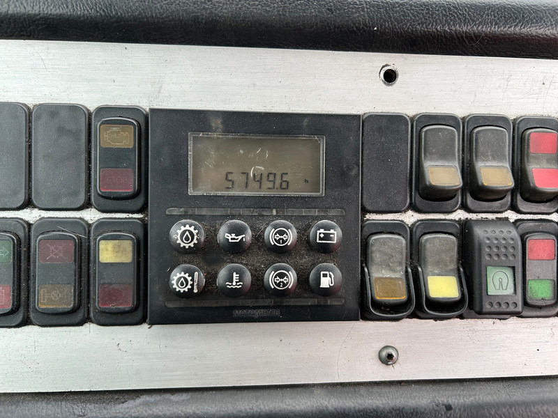 Terberg YT 182 / Cummins / Allison / 2012 / Terminal Tractor - Tractor: foto 5 Terberg YT 182 / Cummins / Allison / 2012 / Terminal Tractor - Tractor: foto 5