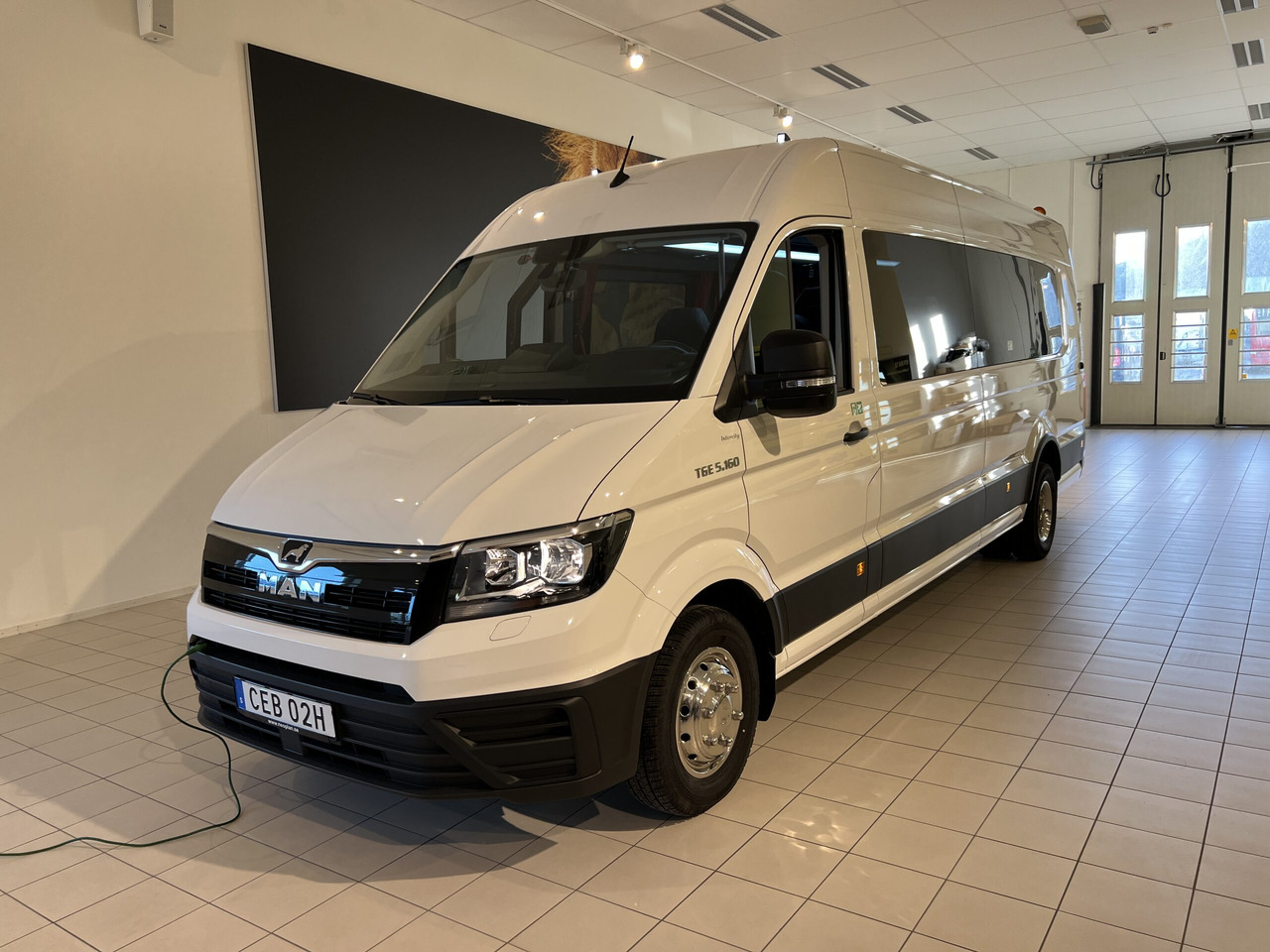 MAN TGE Businessline / VIP - Minibus, Furgão de passageiros: foto 2 MAN TGE Businessline / VIP - Minibus, Furgão de passageiros: foto 2