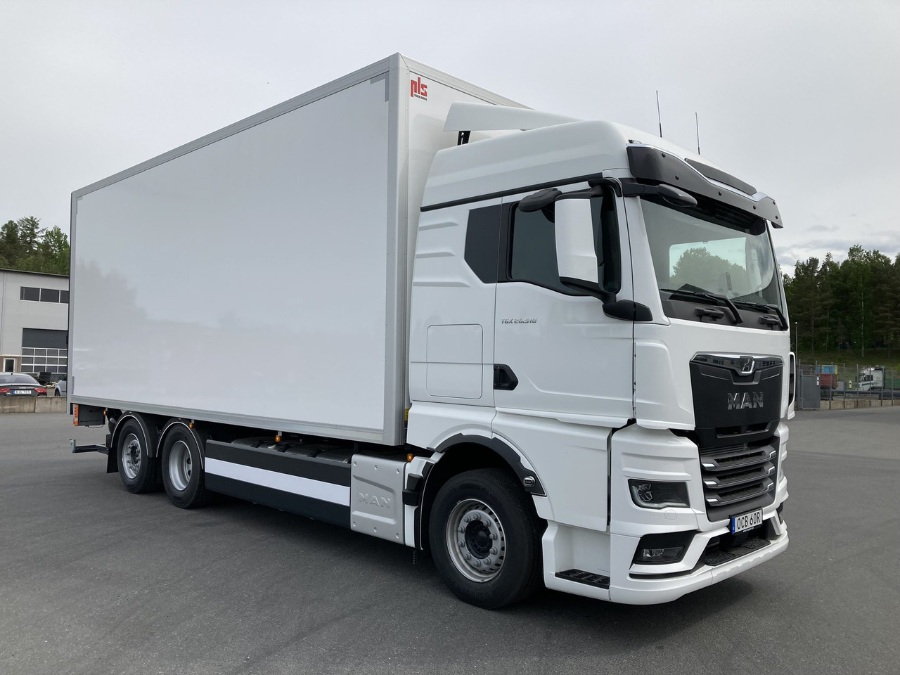 TGX 26.510 6×2-4 Fjärrbil Skåp PLS - Camião transporte de bebidas: foto 4 TGX 26.510 6×2-4 Fjärrbil Skåp PLS - Camião transporte de bebidas: foto 4