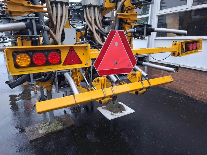 Bouwlandbemester HT8250 - Espalhador de estrume: foto 5 Bouwlandbemester HT8250 - Espalhador de estrume: foto 5