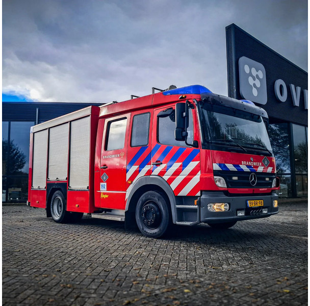 Mercedes-Benz NG 1626 V8 - Carro de bombeiro: foto 1 Mercedes-Benz NG 1626 V8 - Carro de bombeiro: foto 1