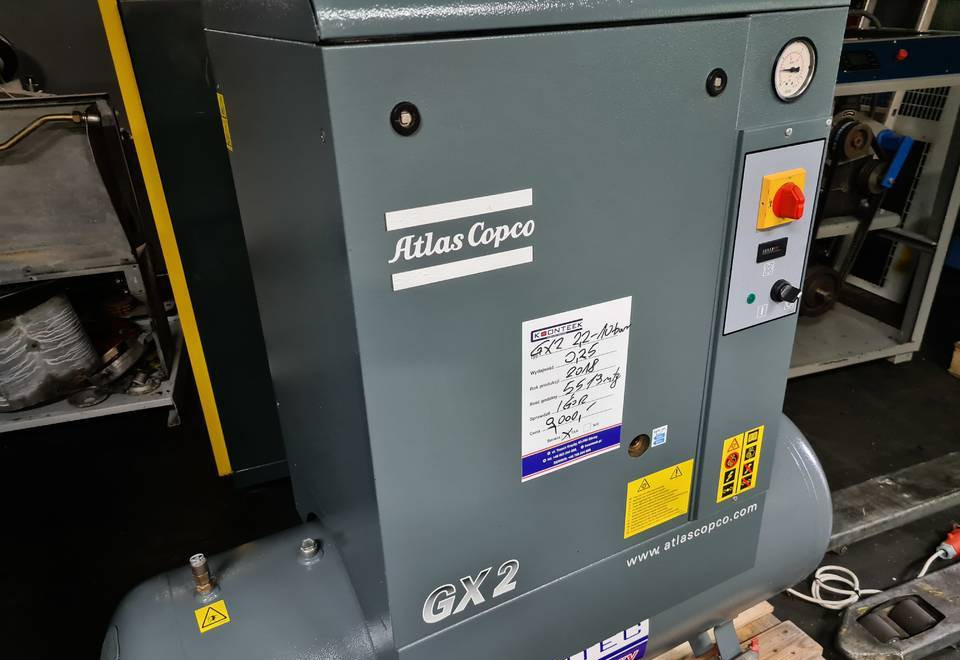 Kompresor śrubowy ATLAS COPCO GX2 2,2 kw - Compressor de ar: foto 1 Kompresor śrubowy ATLAS COPCO GX2 2,2 kw - Compressor de ar: foto 1