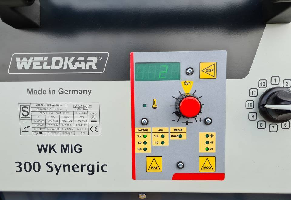 SPAWARKA MIG WELDKAR 300 Synergic 300A - Equipamento para soldagem: foto 4 SPAWARKA MIG WELDKAR 300 Synergic 300A - Equipamento para soldagem: foto 4