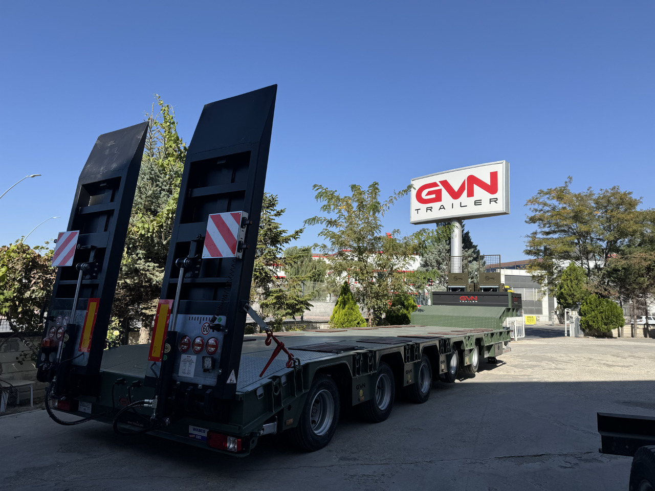 GVN Trailer 5 AXLE LOWBED - Semi-reboque baixa: foto 5 GVN Trailer 5 AXLE LOWBED - Semi-reboque baixa: foto 5