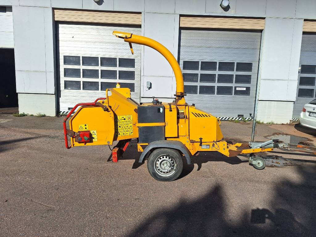 Greenmech Arborist 130 - Estilhaçadora de madeira: foto 1 Greenmech Arborist 130 - Estilhaçadora de madeira: foto 1