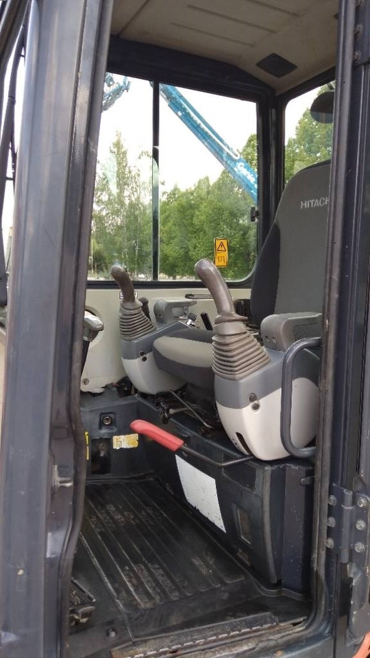 Mini escavadeira Hitachi ZX 29 U-3 CLR: foto 17