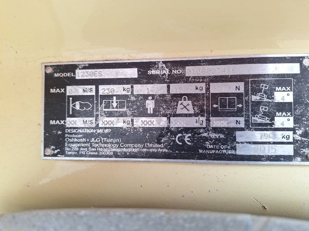 Plataforma de Tijera/ Plataforma de tesoura JLG 1230 ES uudet akut!! Muuttoale!: foto 19