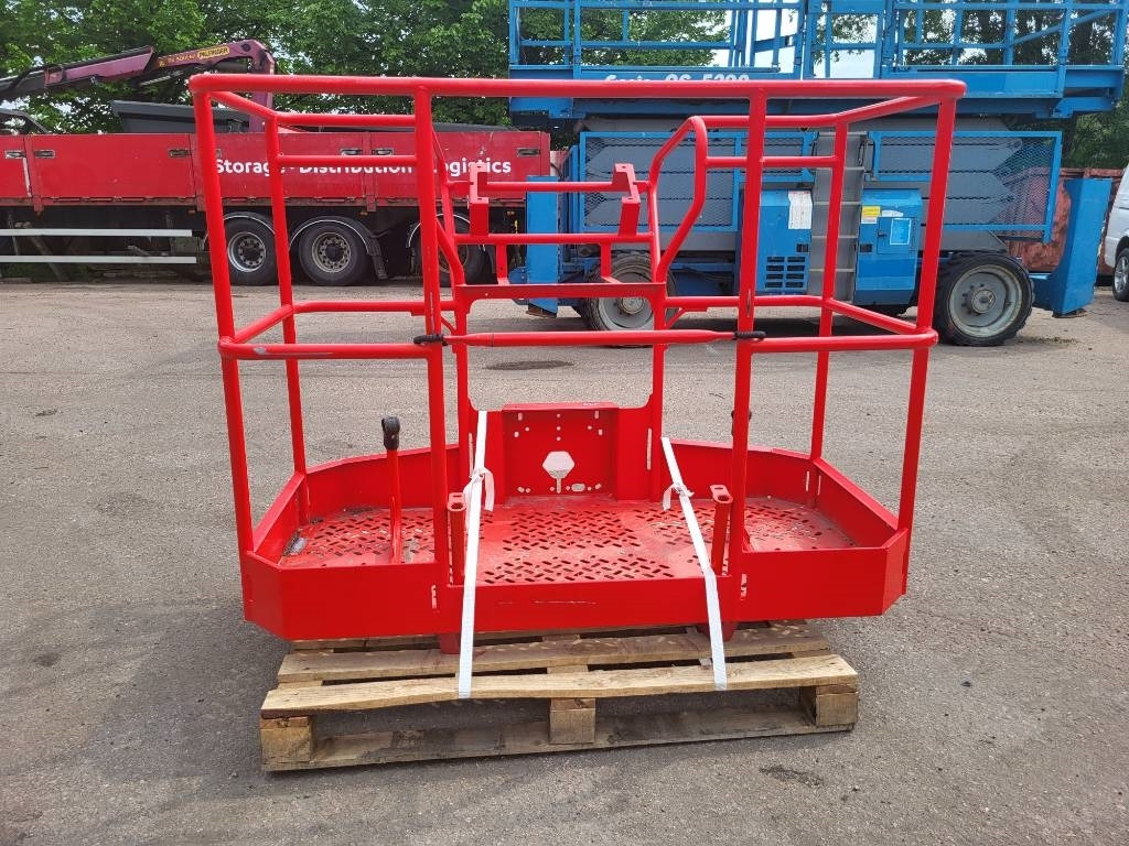 Manitou ATJ 200 kori - Plataforma aérea: foto 1 Manitou ATJ 200 kori - Plataforma aérea: foto 1
