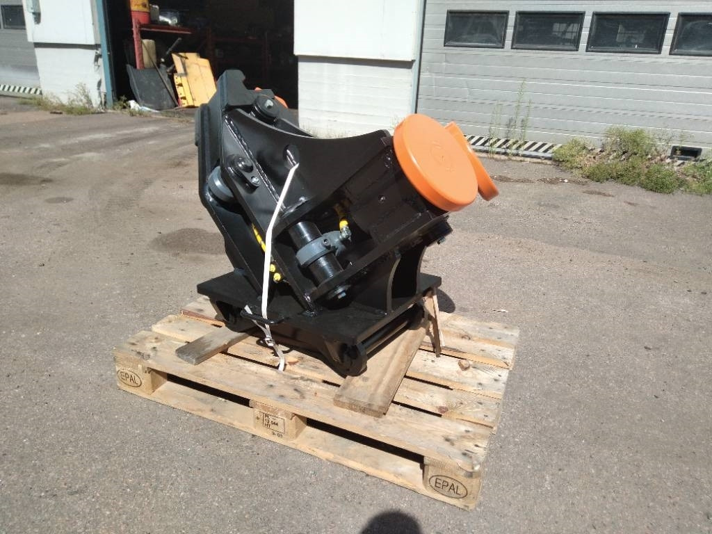 Tarfin RKH-V4 Rail handling device S60 - Equipamento de construção: foto 3 Tarfin RKH-V4 Rail handling device S60 - Equipamento de construção: foto 3