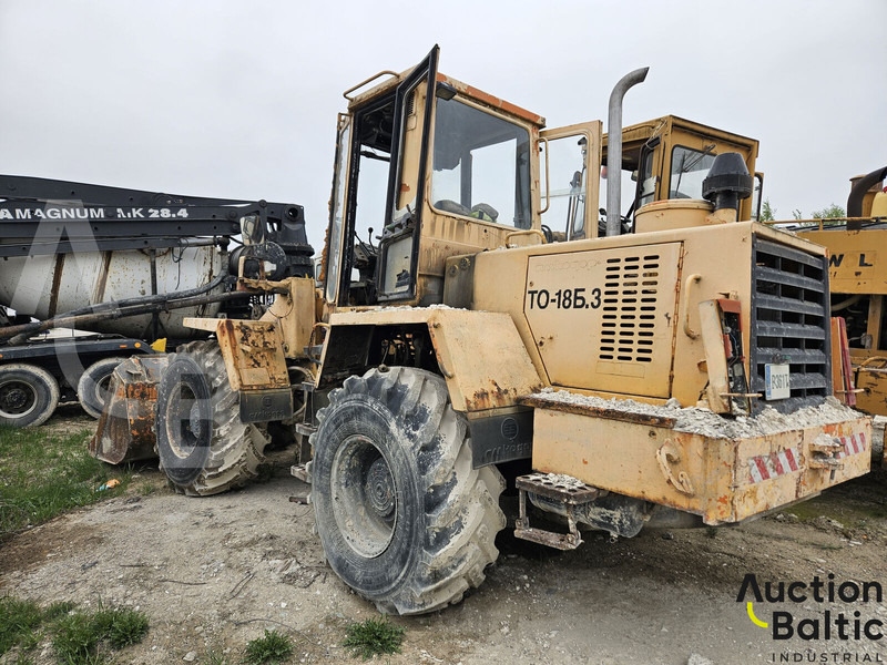 Amkodor TO-18.B3 - Pá carregadora de rodas: foto 3 Amkodor TO-18.B3 - Pá carregadora de rodas: foto 3