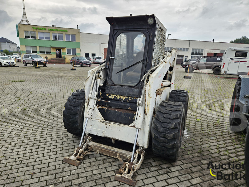 Bobcat - Mini pá carregadora: foto 1 Bobcat - Mini pá carregadora: foto 1