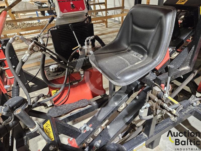 Broch ARAT-1 - Ceifeira debulhadora: foto 5 Broch ARAT-1 - Ceifeira debulhadora: foto 5