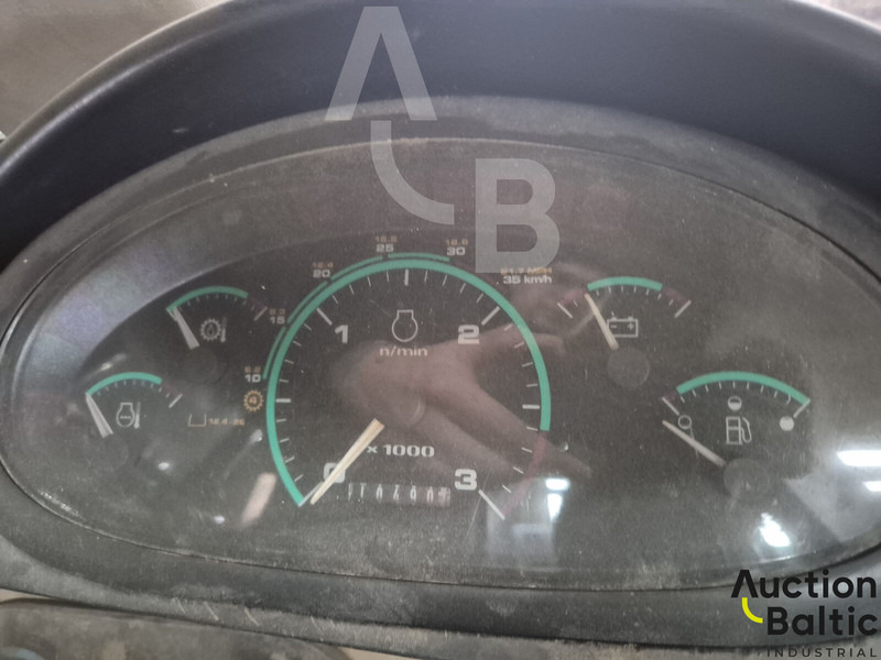 Case 695 SR-4 PS - Retroescavadeira: foto 5 Case 695 SR-4 PS - Retroescavadeira: foto 5