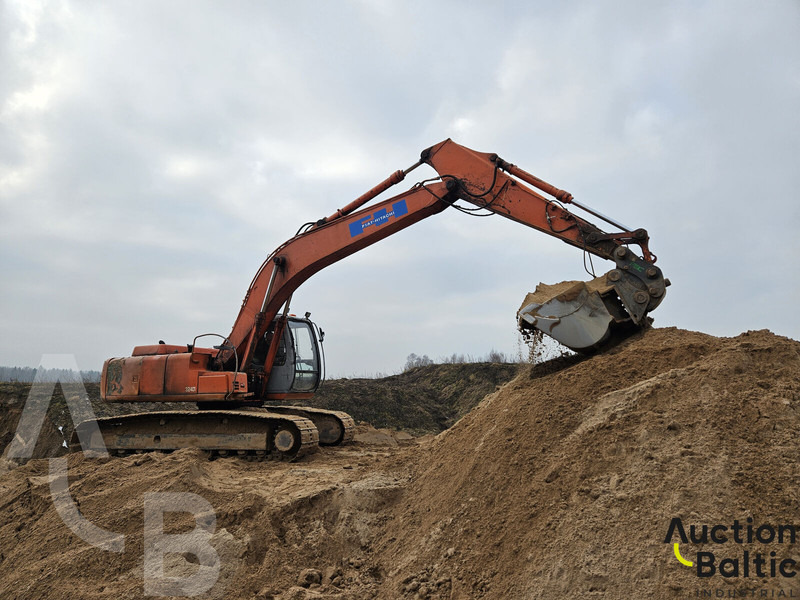 Hitachi EX 215 - Escavadora de rastos: foto 1 Hitachi EX 215 - Escavadora de rastos: foto 1