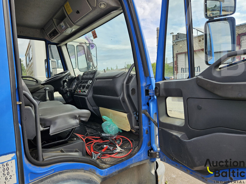 Iveco 100E 18 - Caminhão com plataforma aérea: foto 5 Iveco 100E 18 - Caminhão com plataforma aérea: foto 5