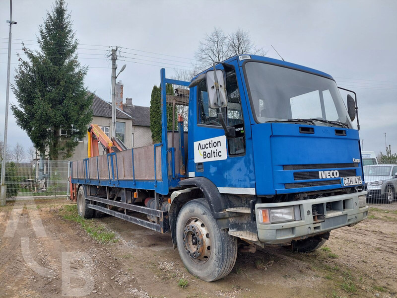 Iveco 180E18 - Camião de caixa aberta/ Plataforma, Camião grua: foto 1 Iveco 180E18 - Camião de caixa aberta/ Plataforma, Camião grua: foto 1