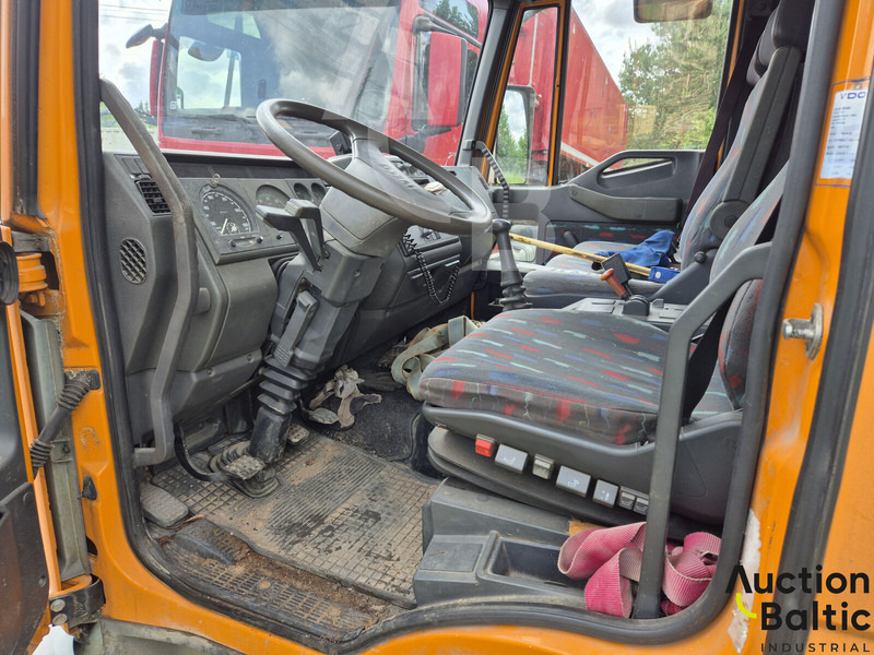 Iveco ML80E17 - Camião de caixa aberta/ Plataforma: foto 5 Iveco ML80E17 - Camião de caixa aberta/ Plataforma: foto 5