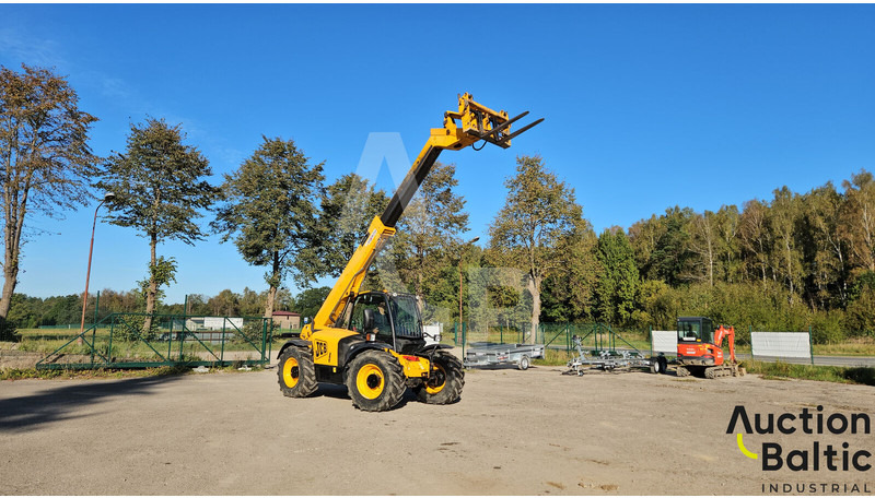 JCB 536-70 Agri Xtra - Empilhador telescópico: foto 1 JCB 536-70 Agri Xtra - Empilhador telescópico: foto 1