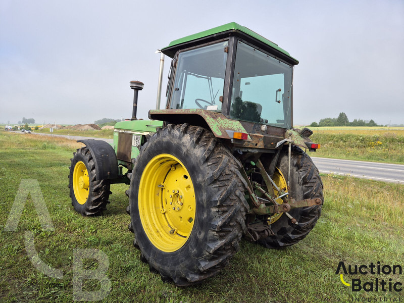 John Deere MFWD - Trator: foto 4 John Deere MFWD - Trator: foto 4