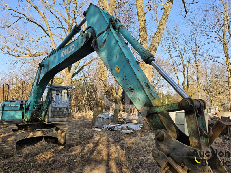 Kobelco SK 210 LC-8 - Guindaste sobre esteiras: foto 5 Kobelco SK 210 LC-8 - Guindaste sobre esteiras: foto 5