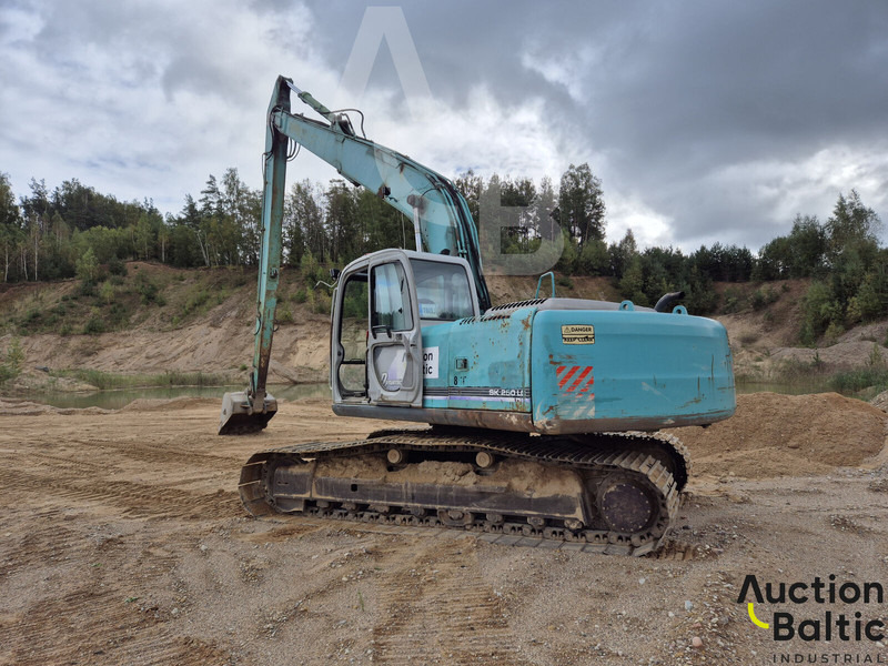 Kobelco SK 250 LC - Escavadora de rastos: foto 3 Kobelco SK 250 LC - Escavadora de rastos: foto 3