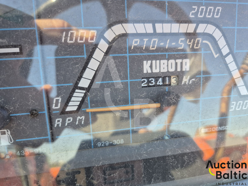 Kubota L1-205D - Trator: foto 5 Kubota L1-205D - Trator: foto 5