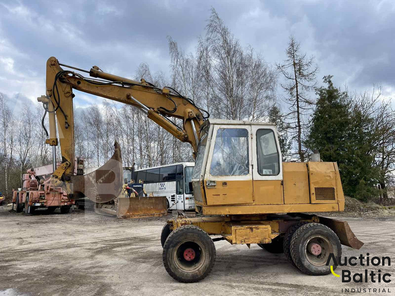 Liebherr A 900 C - Escavadeira de rodas: foto 1 Liebherr A 900 C - Escavadeira de rodas: foto 1