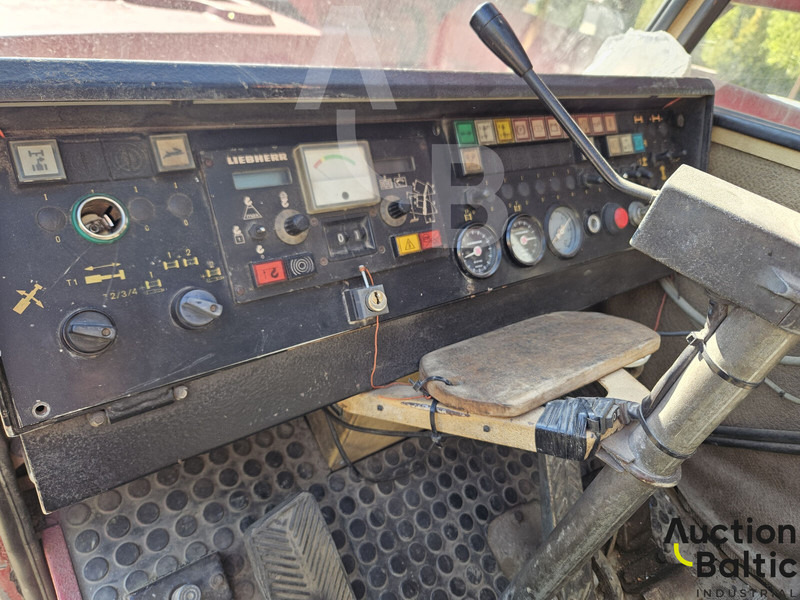Grua todo o terreno Liebherr LTM 1045: foto 13