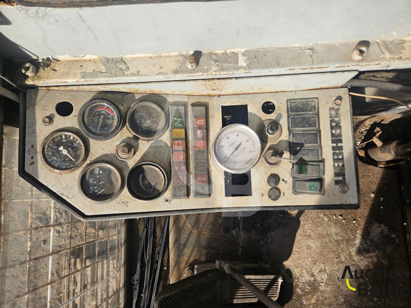 Escavadora de rastos Liebherr R 902: foto 6